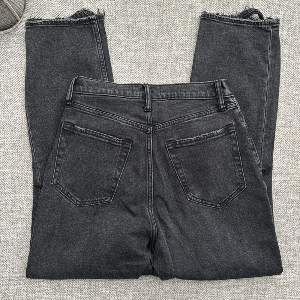 A&F- The Ankle Straight Ultra High Rise Curve Love Jeans - Picture 12 of 16